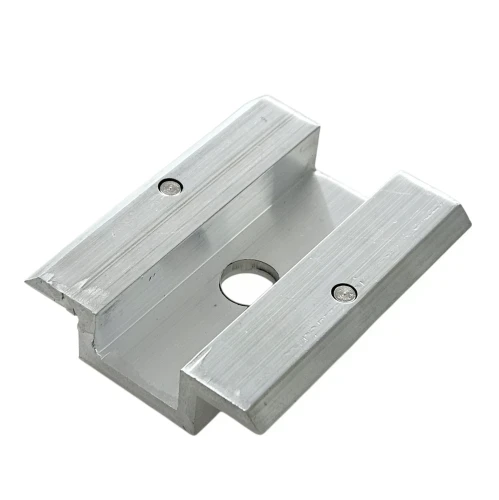 Centre clamp low H8 with pin PV-04-18 (1)