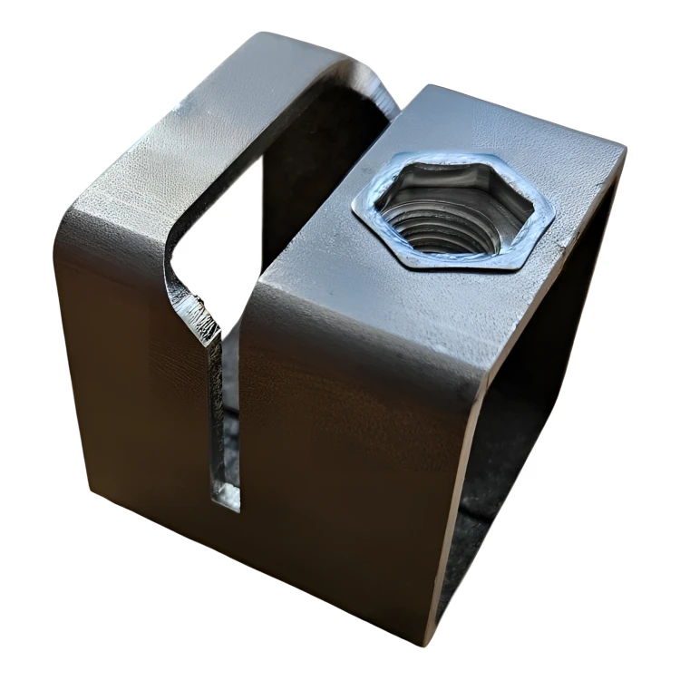 Synerga ZU-1 – Universal mounting bracket for PV clamps on carports and ground-mounted structures 001-017 (1)